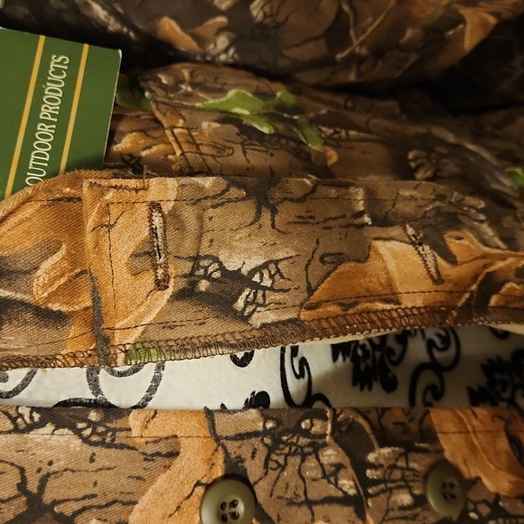 Mens camo button up - Picture 3 of 5